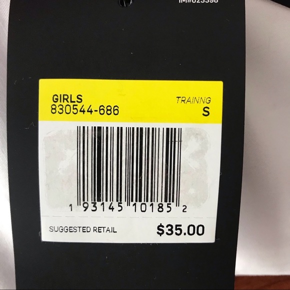 NWT Nike Built-In Sports Bra Racerback Tank Top - Picture 3 of 13